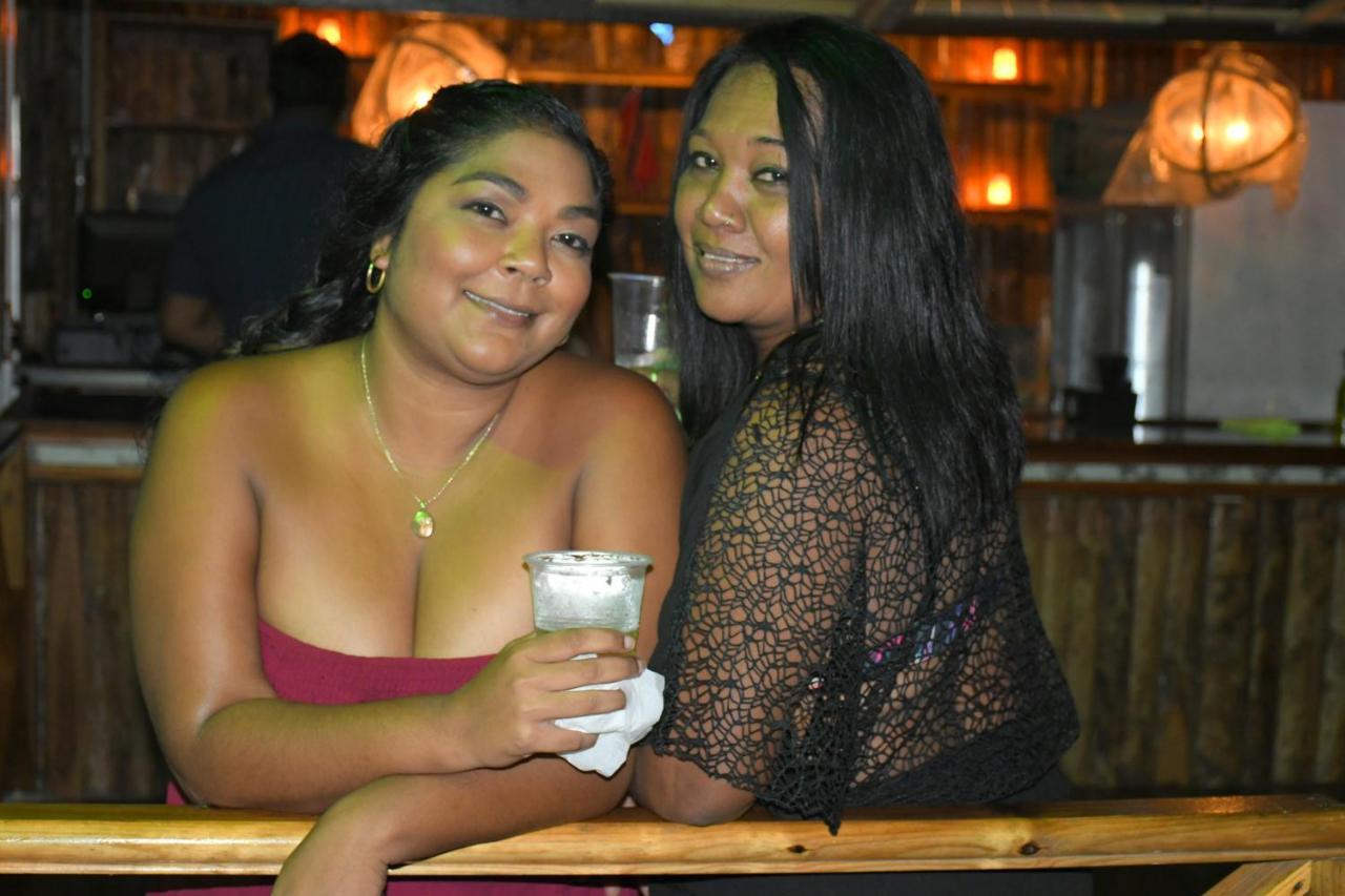 Metro Hotel Couva Eksteriør bilde